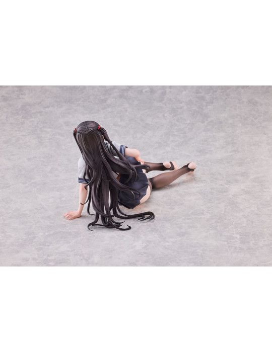 Pure - World Where the Thickness of a Girl's Thighs is Equal to Her Social Status - Iroha Shishikura