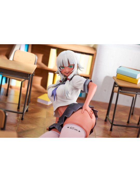 Pure - World Where the Thickness of a Girl's Thighs is Equal to Her Social Status - Raura Aiza & Iroha Shishikura