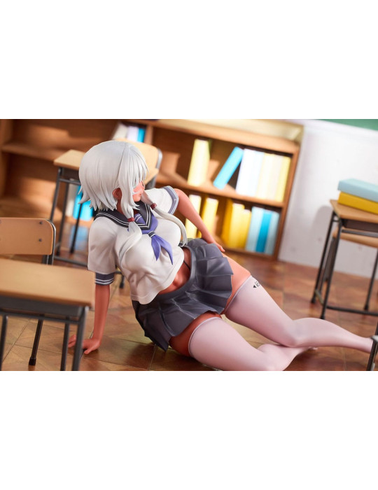 Pure - World Where the Thickness of a Girl's Thighs is Equal to Her Social Status - Raura Aiza & Iroha Shishikura