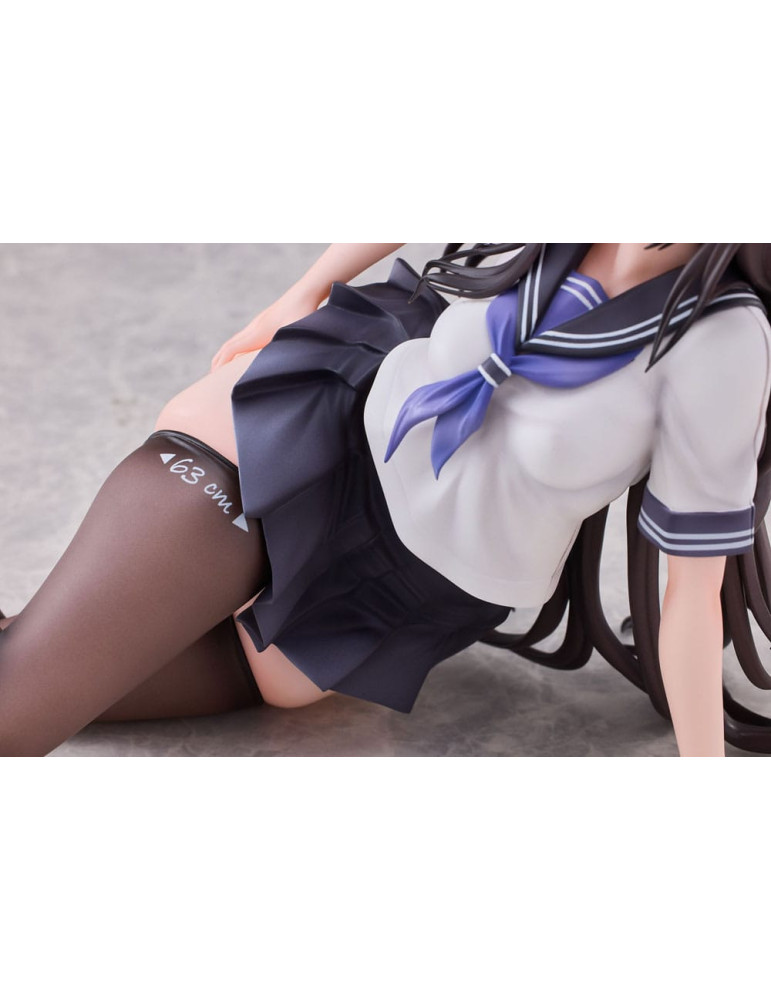 Pure - World Where the Thickness of a Girl's Thighs is Equal to Her Social Status - Raura Aiza & Iroha Shishikura