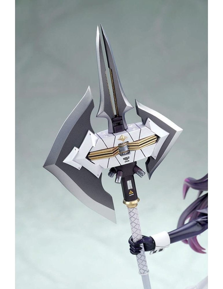 Ques Q - Figurine M.A.I.D Mary