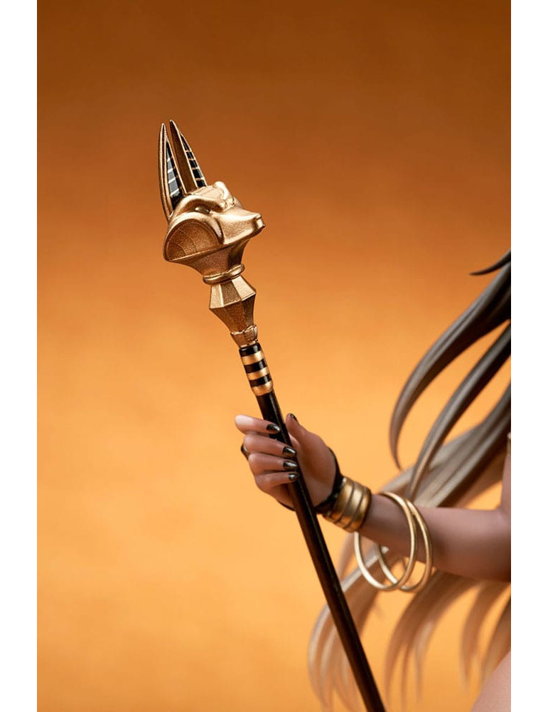 Ques Q - Figurine Priestess Shibuna by Dish