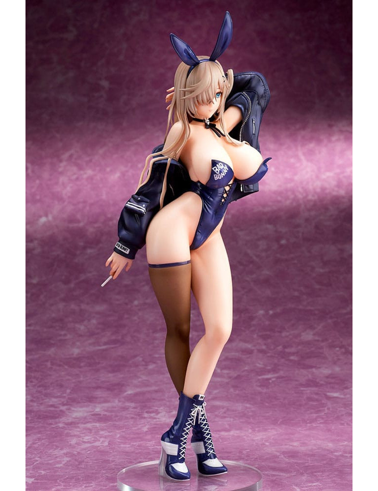 Ques Q - Figurine Bad Bunny Illustration by Mataro