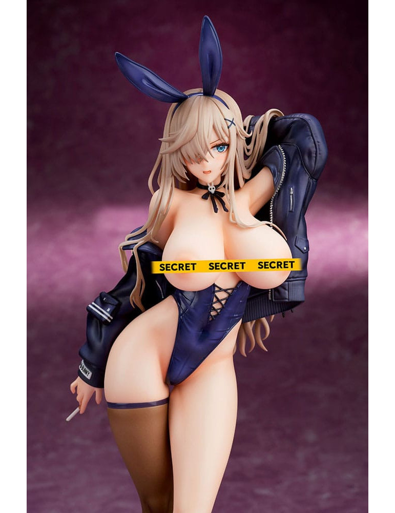 Ques Q - Figure Bad Bunny Illustration by Mataro