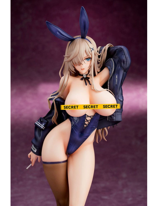 Ques Q - Figure Bad Bunny Illustration by Mataro