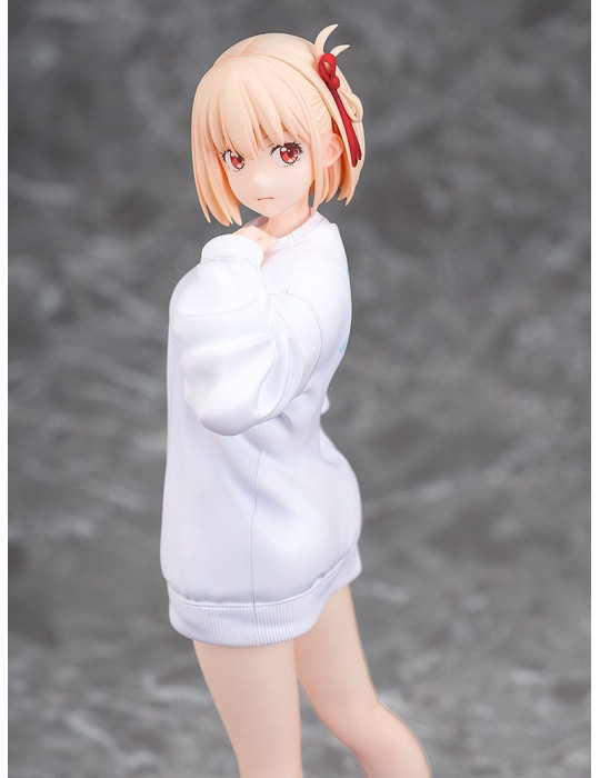 Phat! - Lycoris Recoil - Figure Chisato Nishikigi: Oversized Sweatshirt Ver.