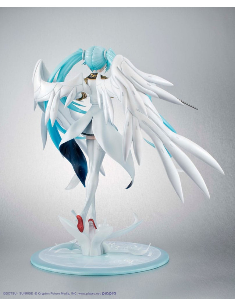 Megahouse - Mobile Suit Gundam x Hatsune Miku - figurine Lucrea Hatsune Miku x Wing Gundam Zero EW 45th Anniversary