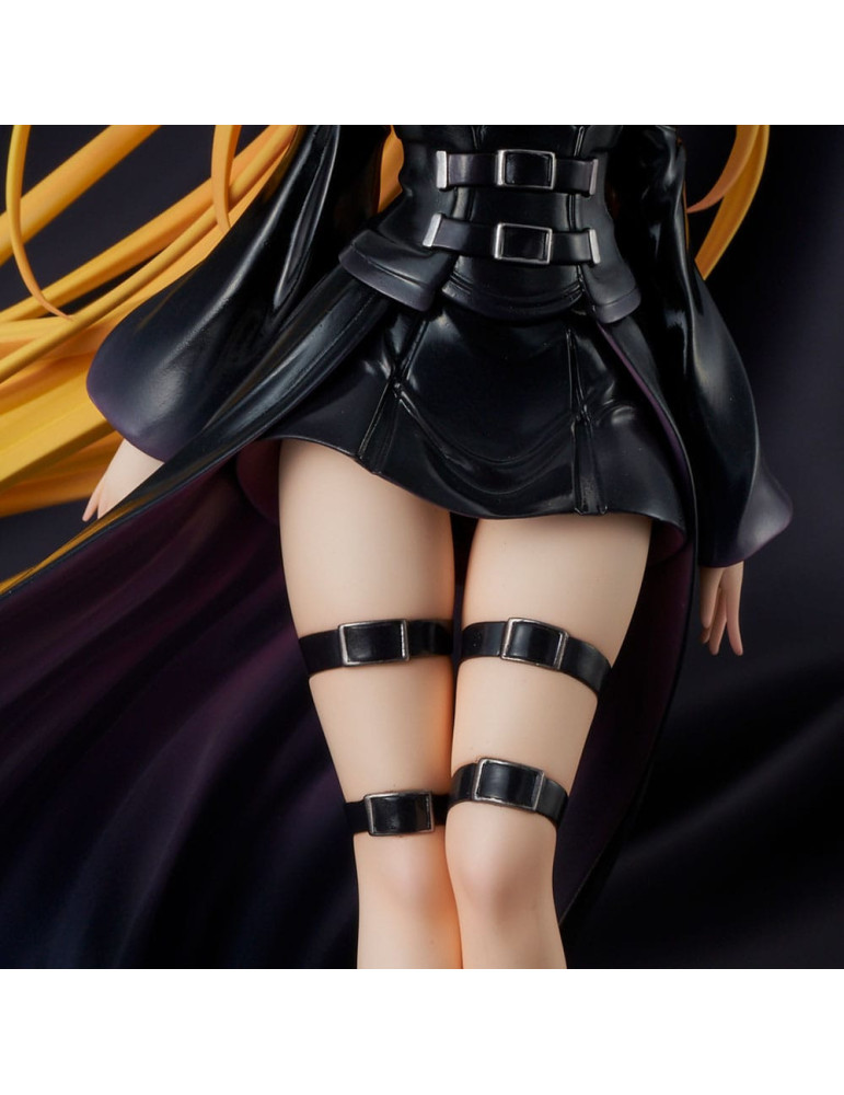 Union Creative - To Love-Ru Darkness - Figure Golden Darkness Black Trance Version