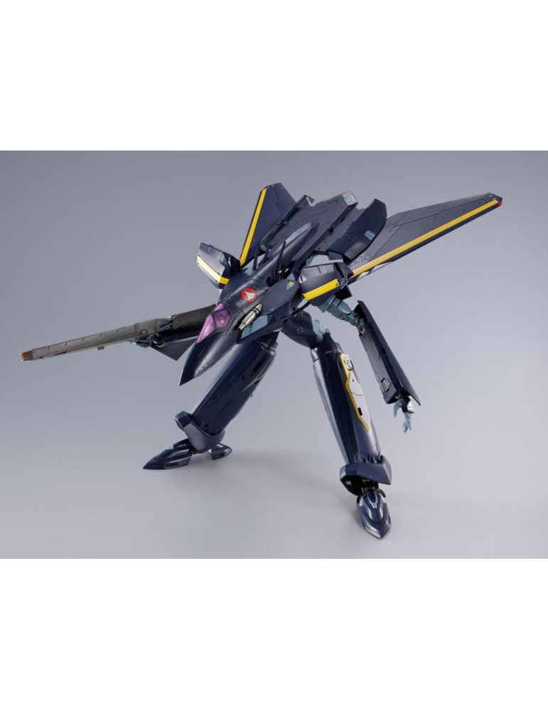 Bandai - Macross 7 - DX Chogokin figure VF-17S Nightmare Stealthvalkyrie (Gamlin Kizaki use)