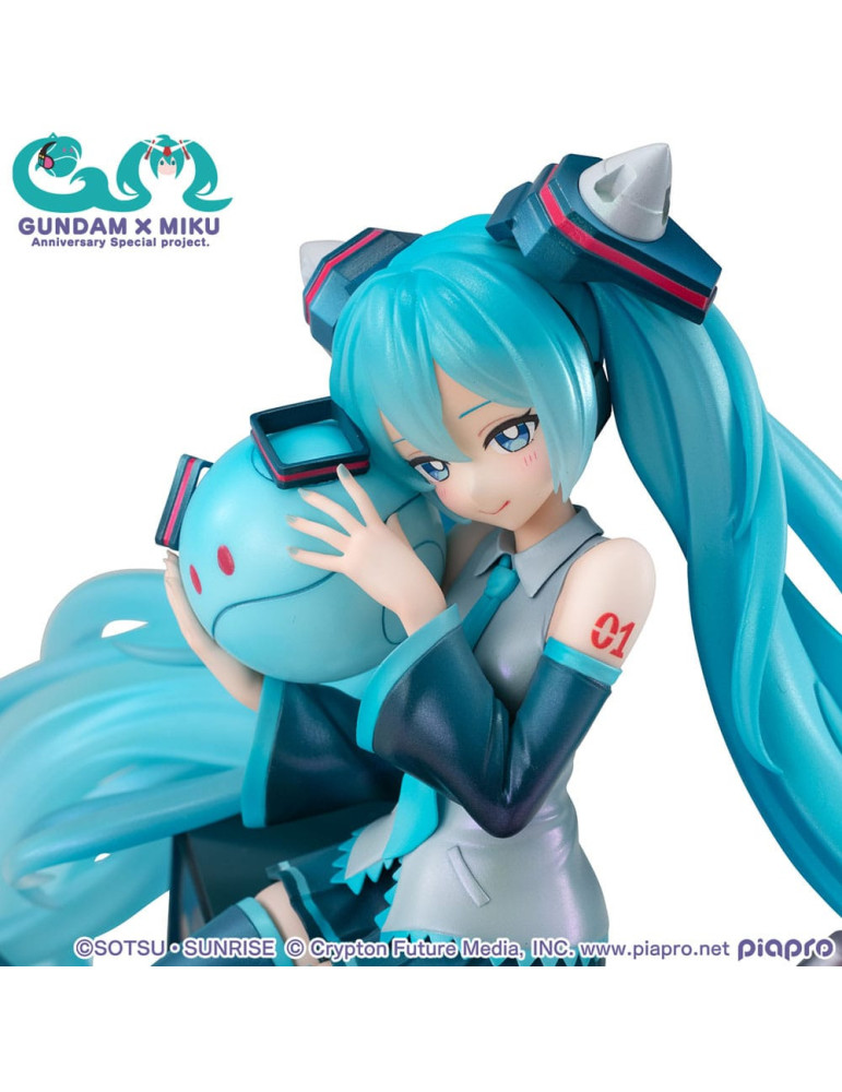 Megahouse - Mobile Suit Gundam x Hatsune Miku - Lucrea figure Hatsune Miku x OO Gundam 45th Anniversary