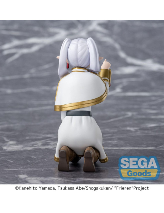 Sega - Frieren: Beyond Journey's End - figurine PM Perching Frieren Poking Something