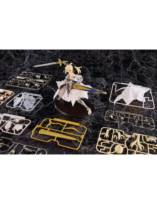 Good Smile Company - Fate/Stay Night - figurine Plamatea Reincarnation Saber Lily Distant Avalon