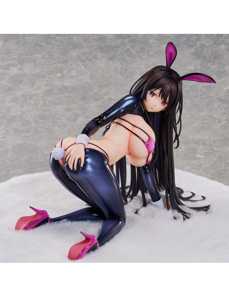 Union Creative - figure Reverse Bunny Illustration by Hirari