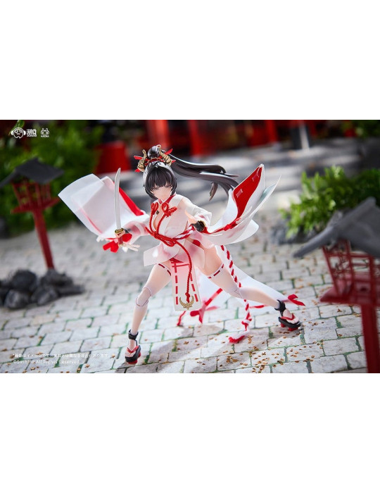 Sushing - Combat Priestess - figure Sakura Uefuji