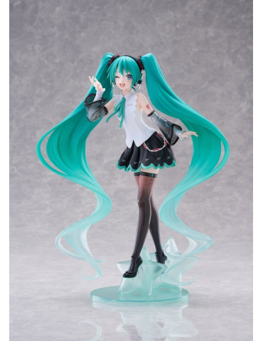 T-Most PVC Figure Hatsune Miku NT Ver. 29 cm Taito