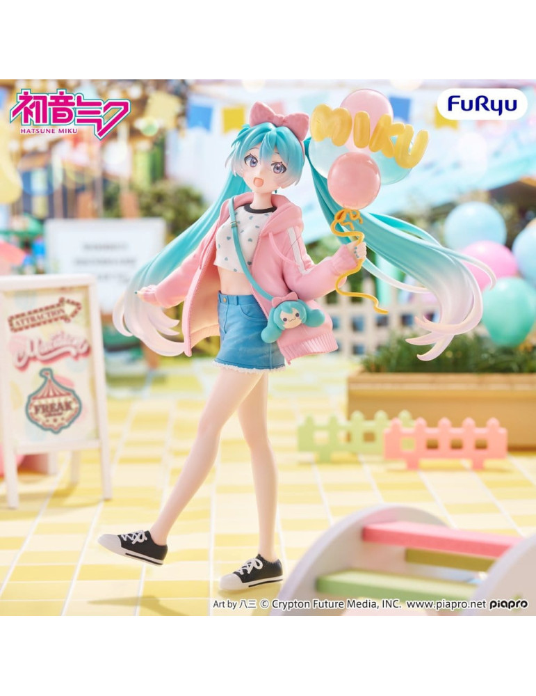 Hatsune Miku Muchute PVC Figure Theme Park Date Version 19 cm Furyu