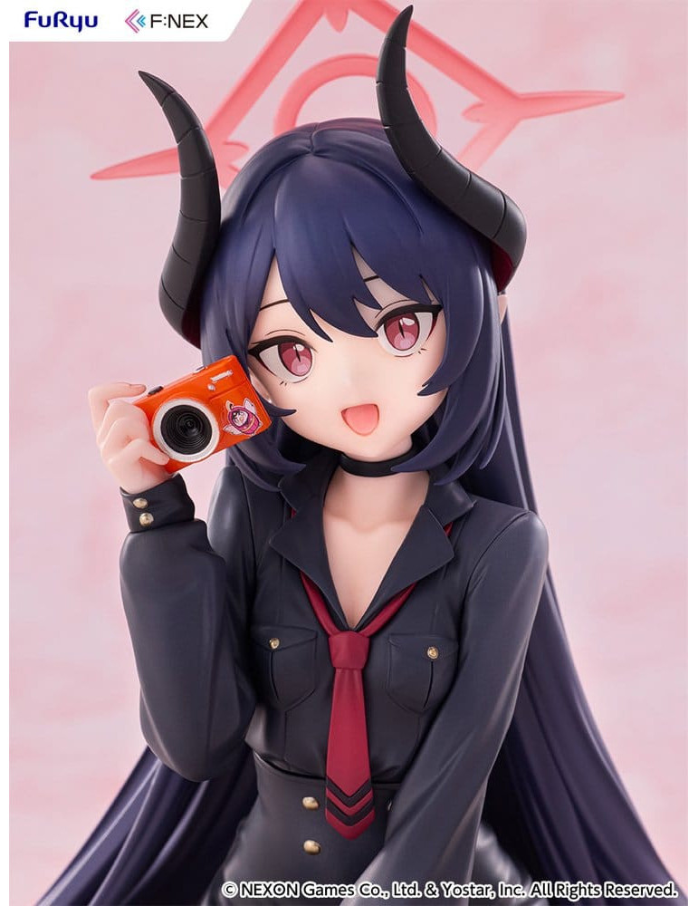 Blue Archive F:NEX PVC Figure 1/7 Chiaki Memorial lobby Ver. 15 cm Furyu