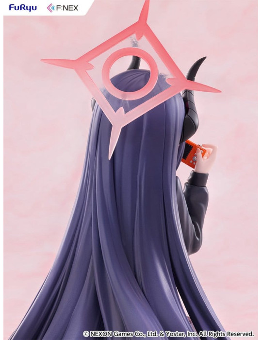 Blue Archive F:NEX PVC Figure 1/7 Chiaki Memorial lobby Ver. 15 cm Furyu